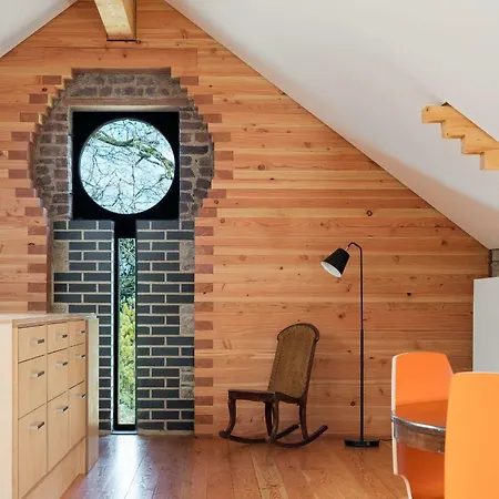 June Blake's Garden Дом отдыха *