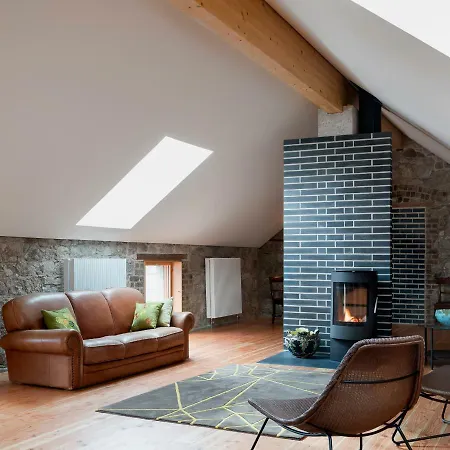 Дом отдыха June Blake's Garden *