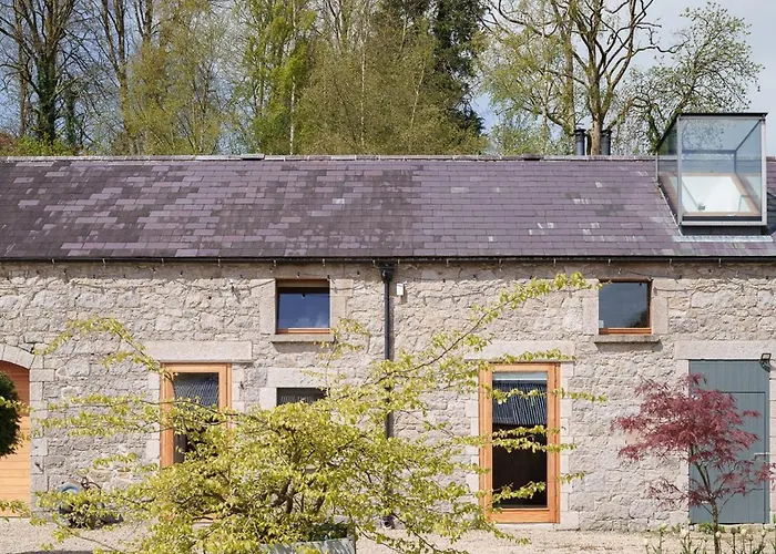 June Blake's Garden Hébergement de vacances *